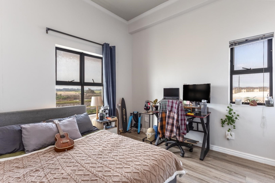 To Let 0 Bedroom Property for Rent in Buhrein Western Cape